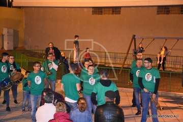 Pasacalles y pregón en el arranque de las fiestas de San José de Las Longueras (Foto Antonio Alí)